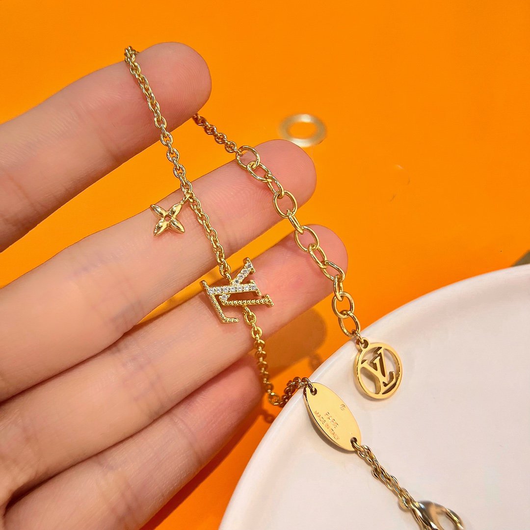 [Elowen jewelsry ]LOGO STAR MOTIF GOLD BRACELET