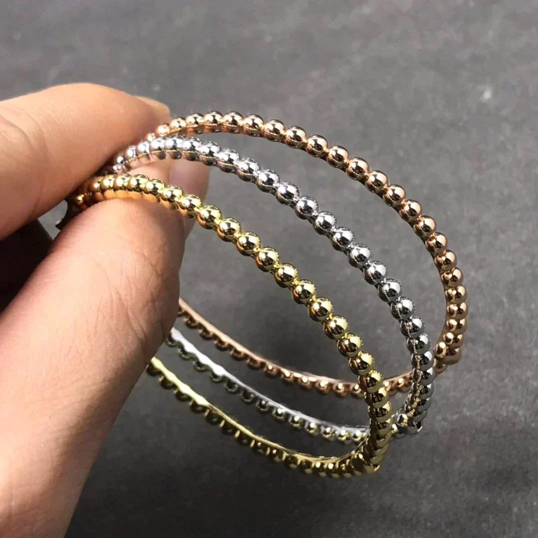 {
  "Elowen jewelsry": "Elowen ジュエリー",
  "PERLEE PEARLS BRACELET": "ペルレ パール ブレスレット"
}