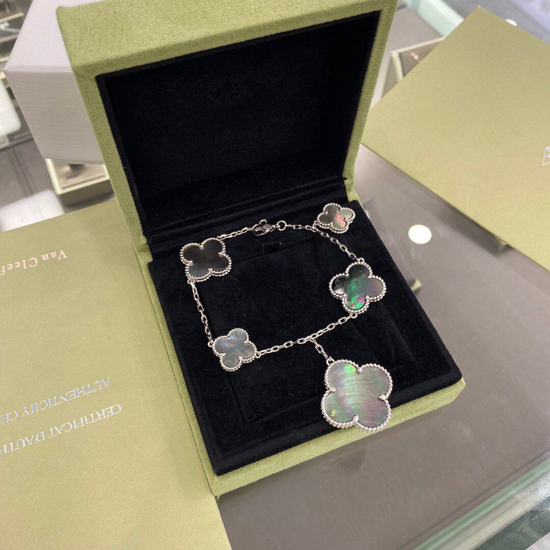 [Elowen jewelsry ]CLOVER 5 MOTIFS SIVLER DARK MOP BRACELET