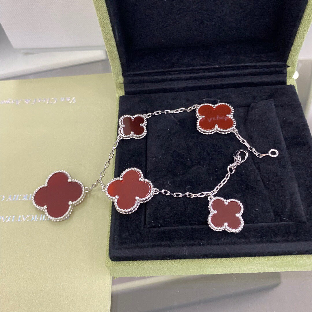 [Elowen jewelsry ]CLOVER 5 MOTIFS SIVLER CARNELIAN BRACELET