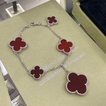 [Elowen jewelsry ]CLOVER 5 MOTIFS SIVLER CARNELIAN BRACELET