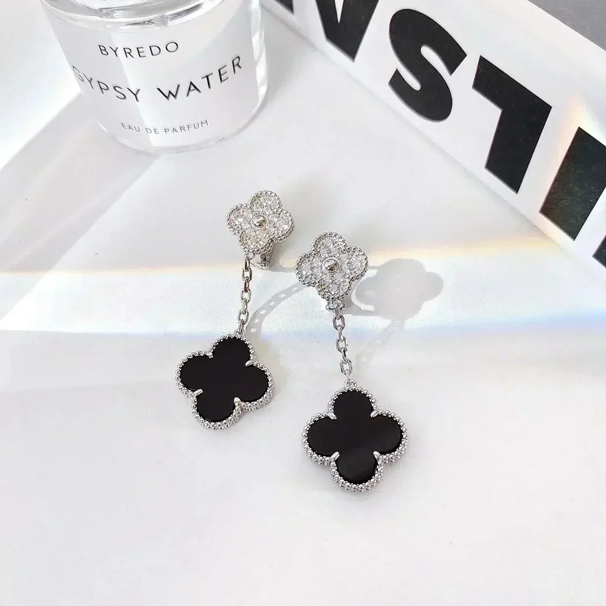 [Elowen jewelsry ]CLOVER 2 MOTIFS  DIAMOND ONYX EARRINGS SILVER