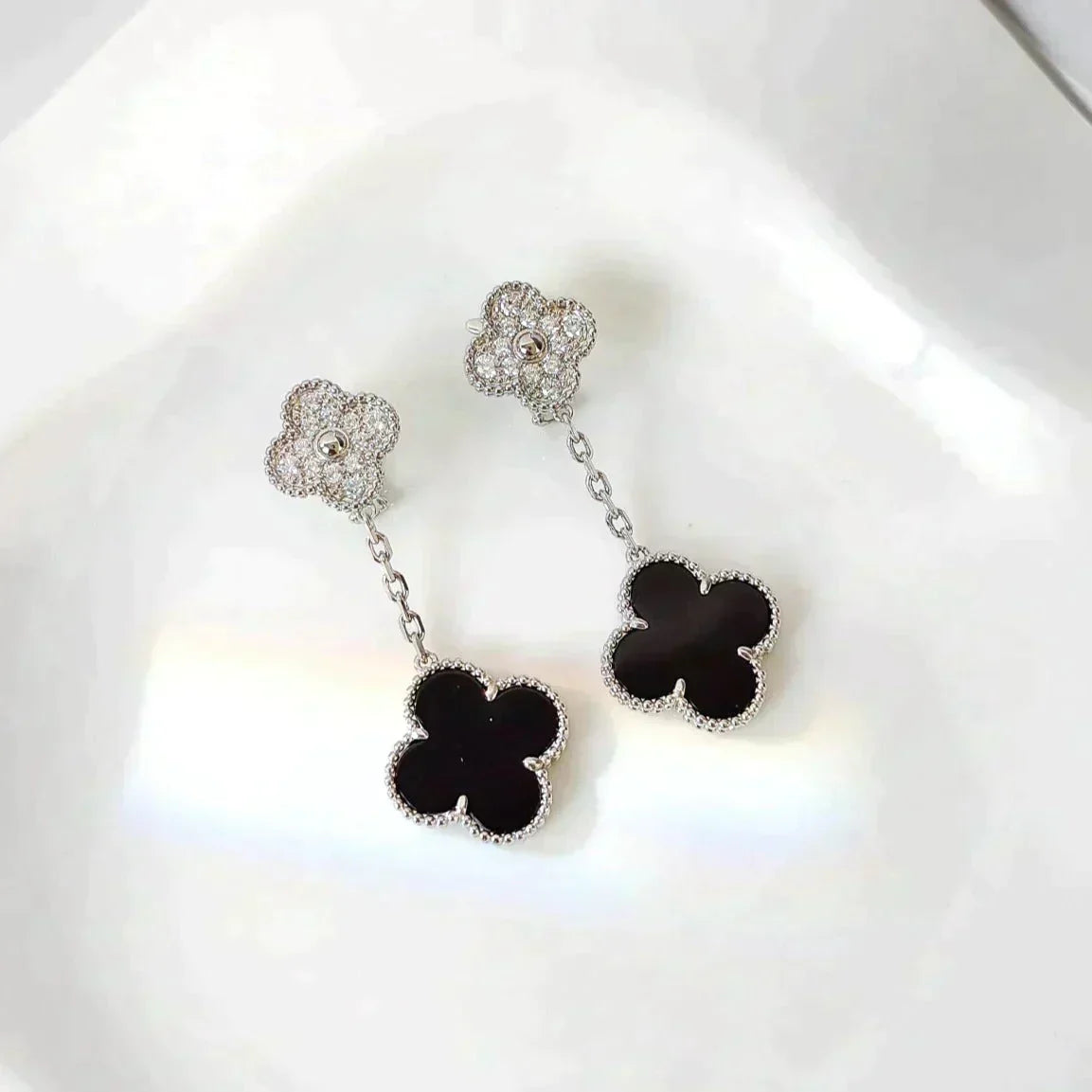 [Elowen jewelsry ]CLOVER 2 MOTIFS  DIAMOND ONYX EARRINGS SILVER