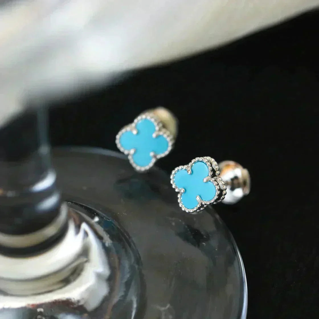 [Elowen Schmuck] CLOVER MINI 9,5 MM ONYX-STECKER OHRRINGE SILBER