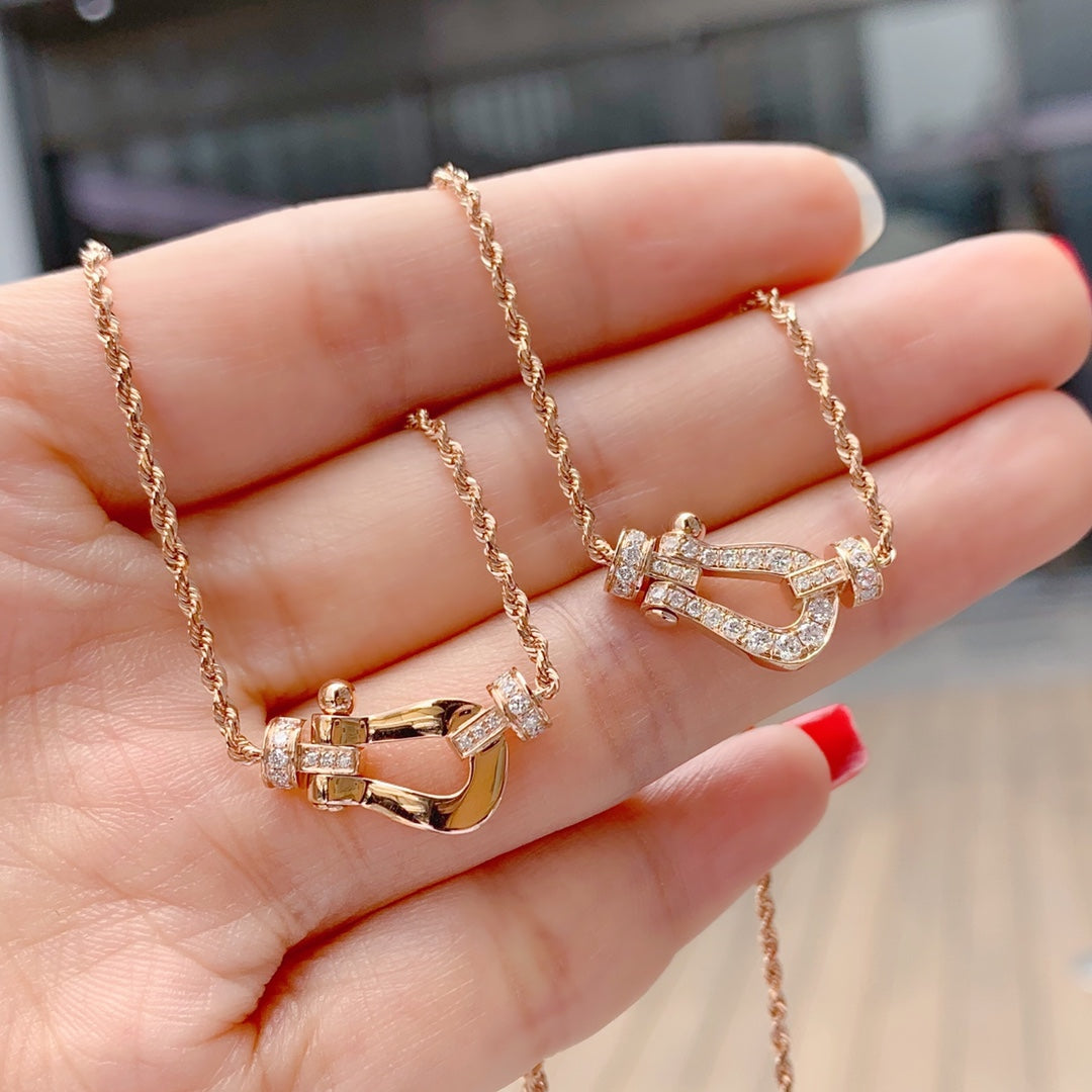 {
  "Elowen jewelsry": "Elowen ジュエリー",
  "FORCE 10 PINK GOLD DIAMOND NECKLACE": "フォース10 ピンクゴールド ダイヤモンド ネックレス"
}