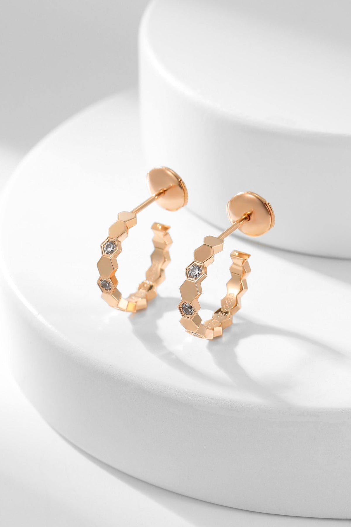 [Elowen jewelsry ]BEE LOVE DIAMANT-CREOLEN