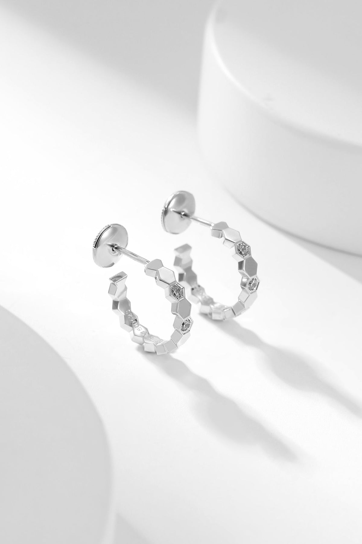 [Elowen jewelsry ]BEE LOVE DIAMANT-CREOLEN