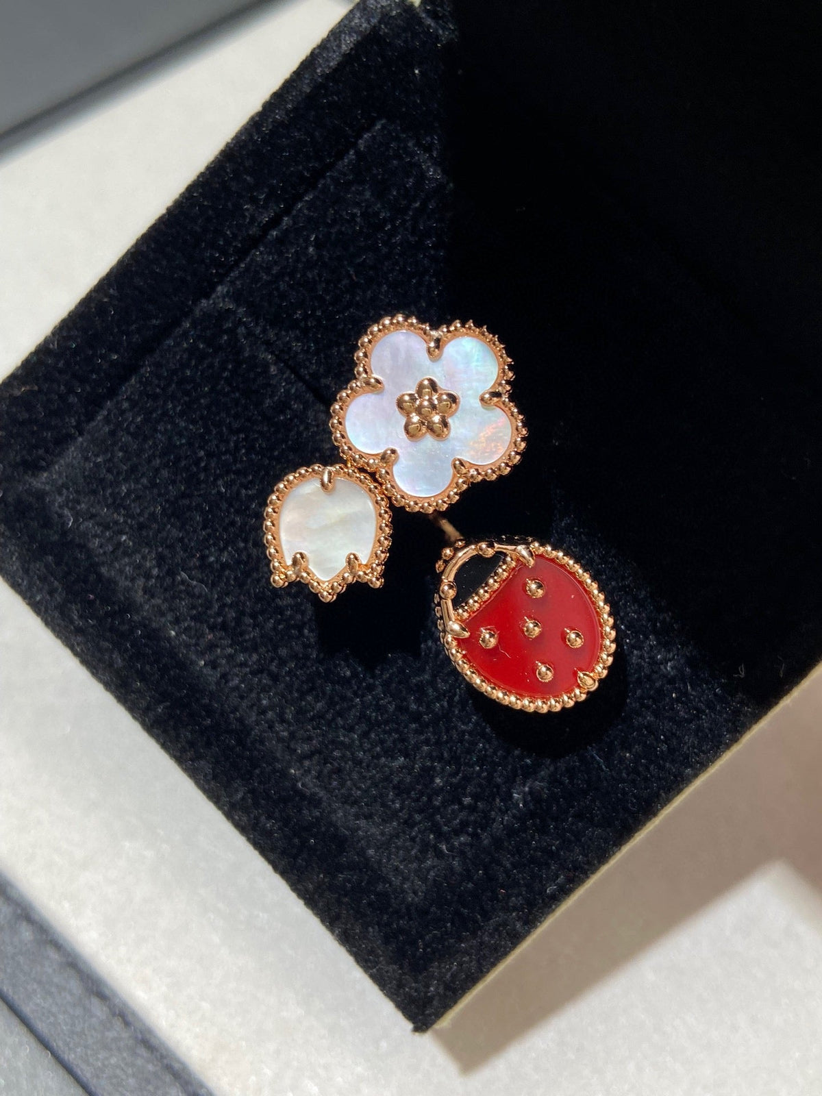 [Elowen jewelsry ]LUCKY 3 MOTIF ROSE GOLD RING