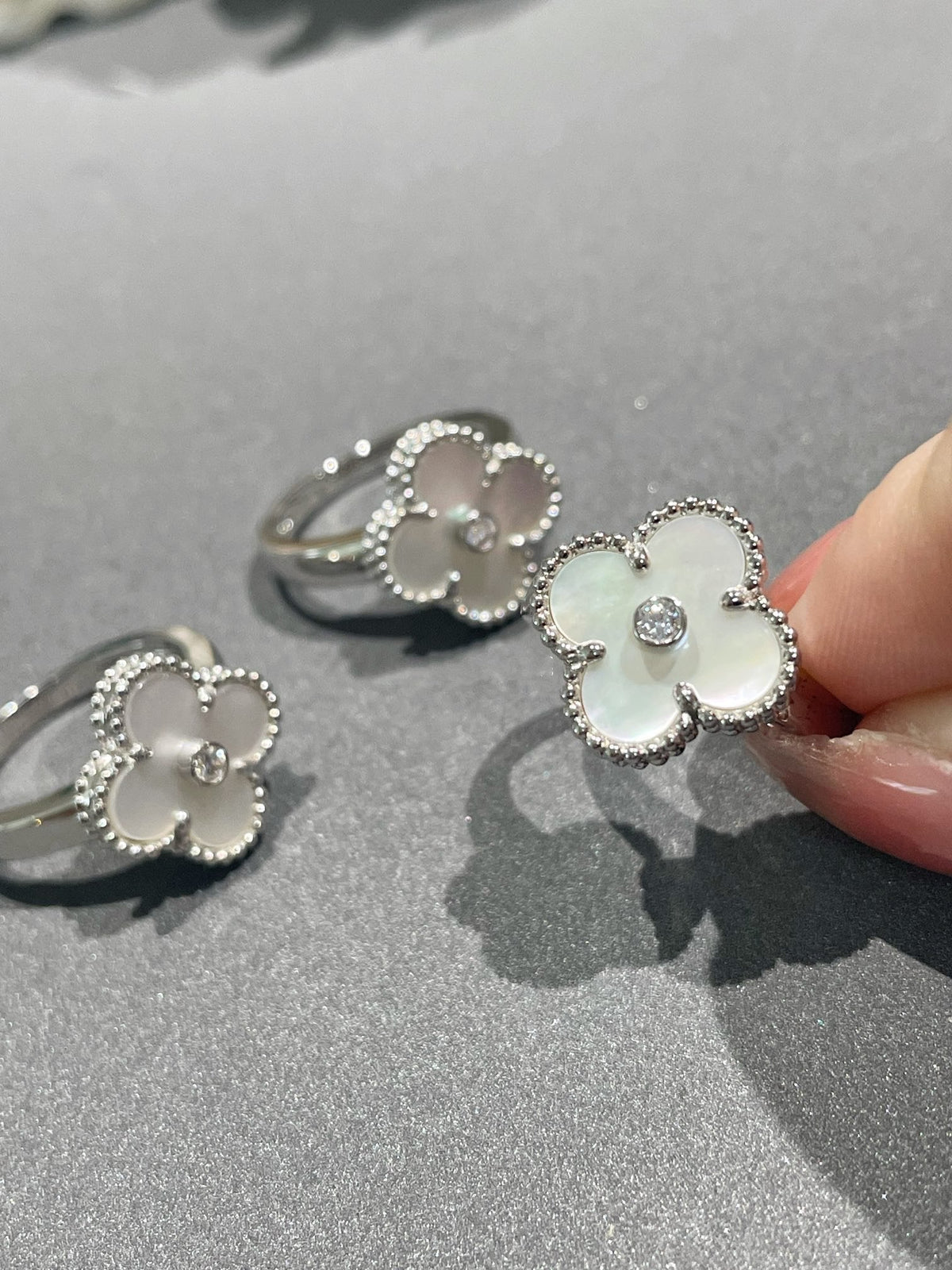 [Elowen ジュエリー] クローバー シルバー マザーオブパール ダイヤモンド リング