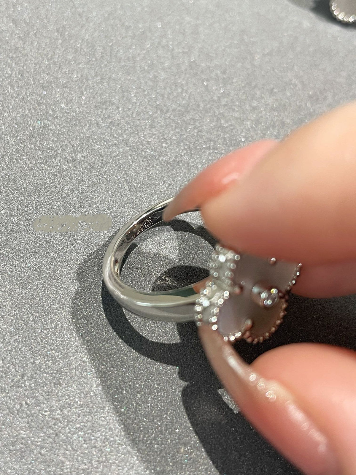[Elowen ジュエリー] クローバー シルバー マザーオブパール ダイヤモンド リング