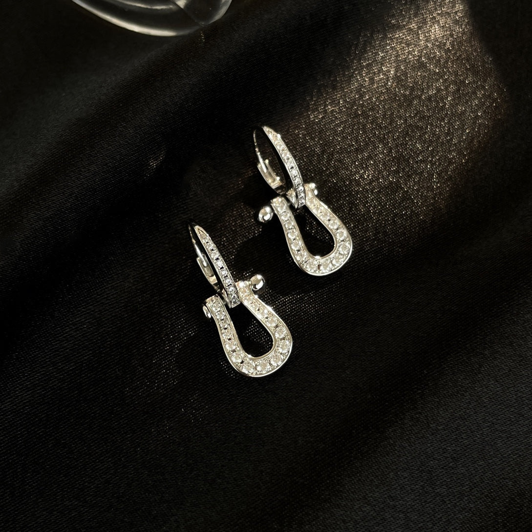 {
  "Elowen jewelsry": "Elowen ジュエリー",
  "FORCE 10 FULL DIAMOND DROP EARRINGS MEDIUM MODEL": "フォース10 フルダイヤモンド ドロップイヤリング ミディアムモデル"
}