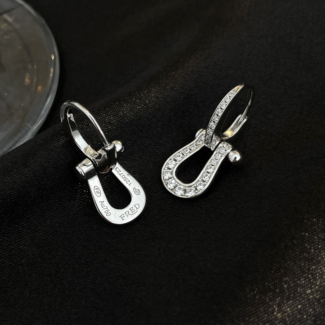 {
  "Elowen jewelsry": "Elowen ジュエリー",
  "FORCE 10 FULL DIAMOND DROP EARRINGS MEDIUM MODEL": "フォース10 フルダイヤモンド ドロップイヤリング ミディアムモデル"
}