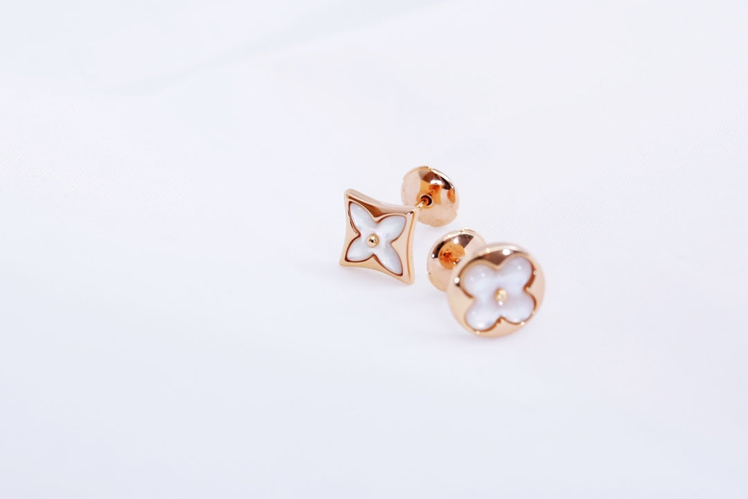 [Elowen jewelsry ]STERN UND SONNE ROSÉGOLD PERLMUTT OHRSTECKER