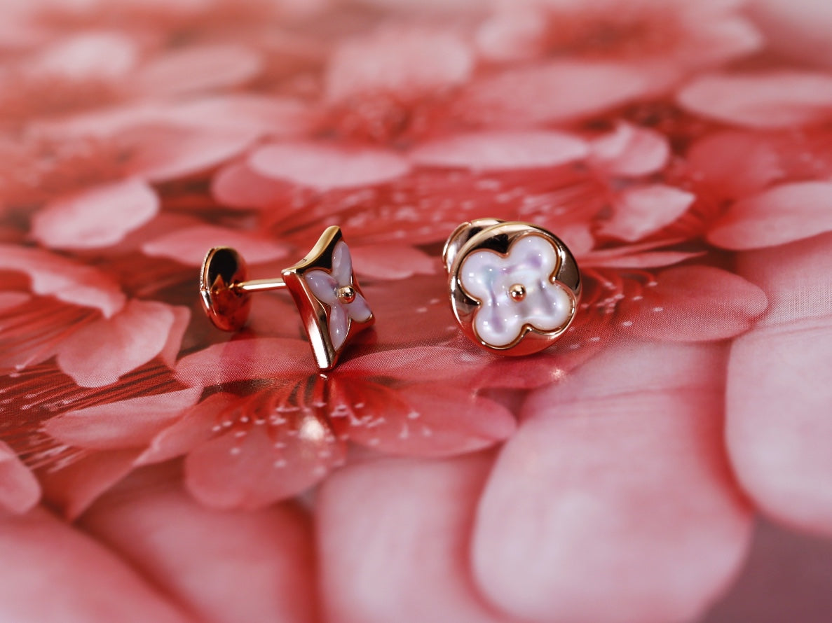 [Elowen jewelsry ]STERN UND SONNE ROSÉGOLD PERLMUTT OHRSTECKER