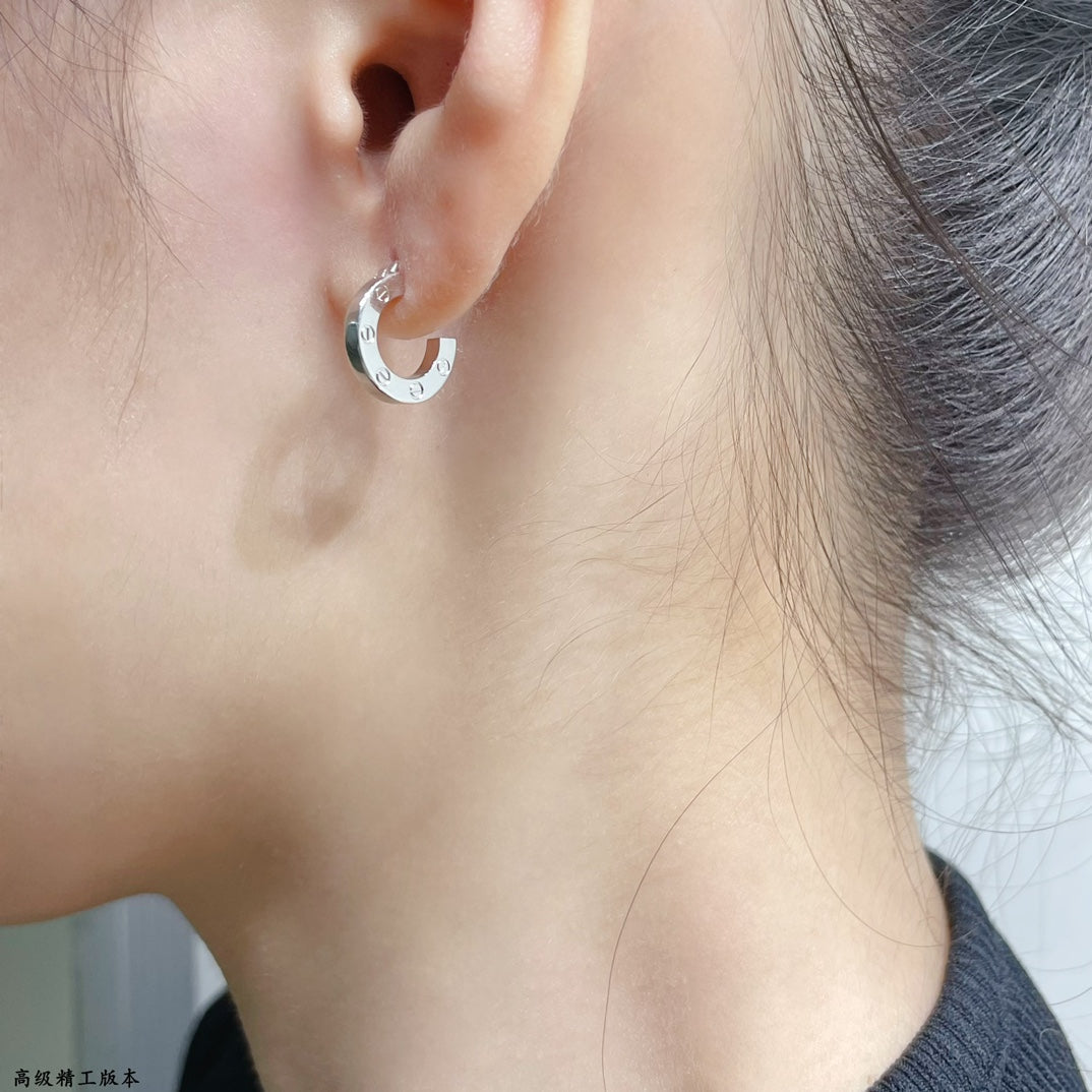 [Elowen jewelsry ]LOVE MINI EARRINGS