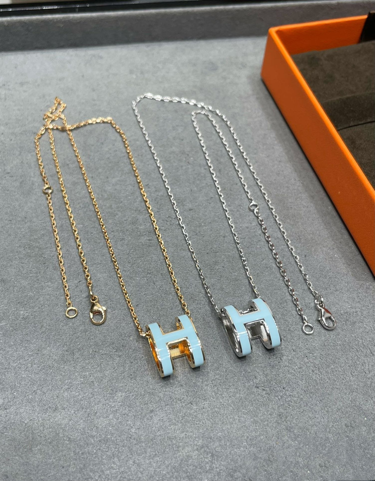 [Elowen Schmuck] POP H HIMMELBLAUE HALSKETTE
