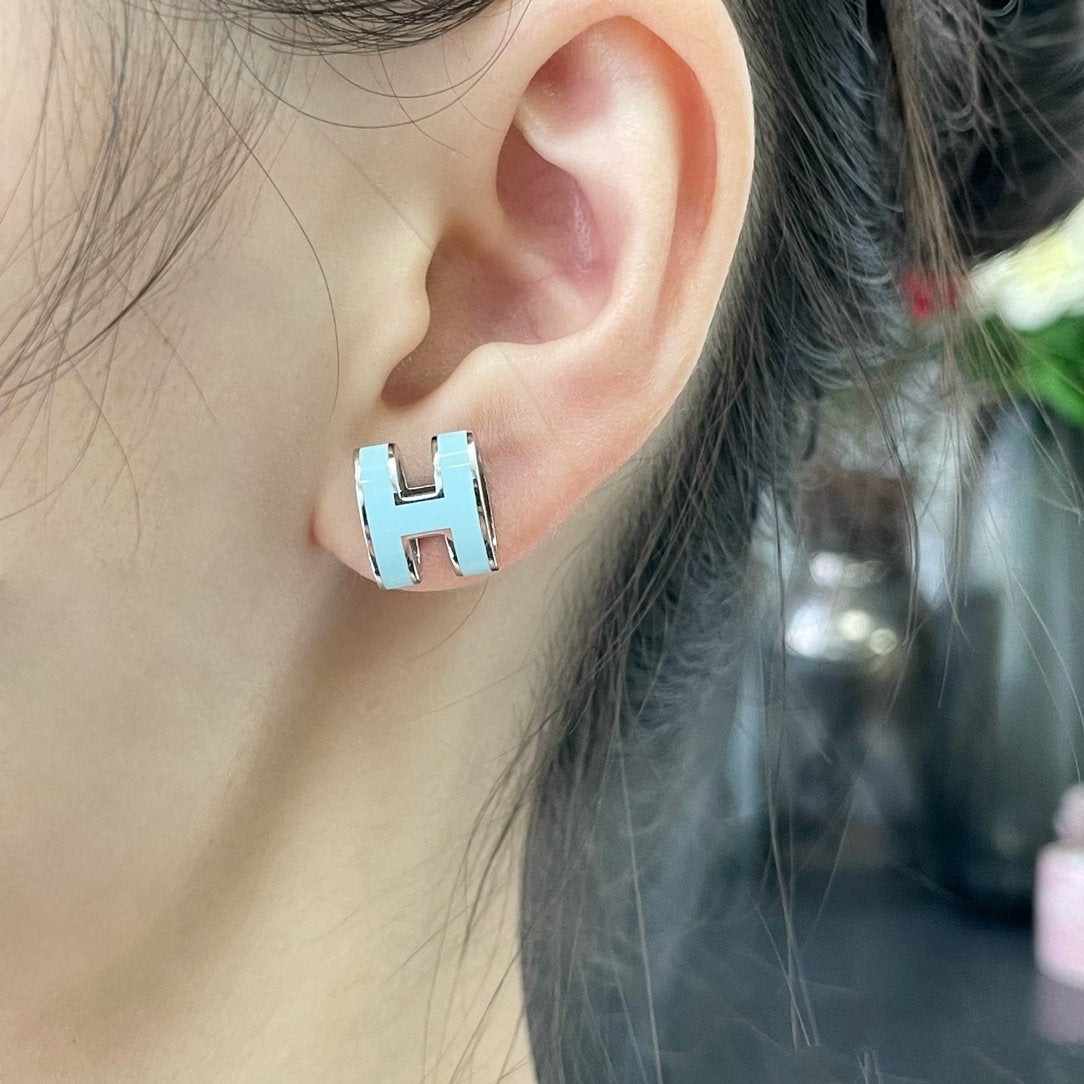 [Elowen Schmuck] POP H HIMMELBLAUE OHRSTECKER