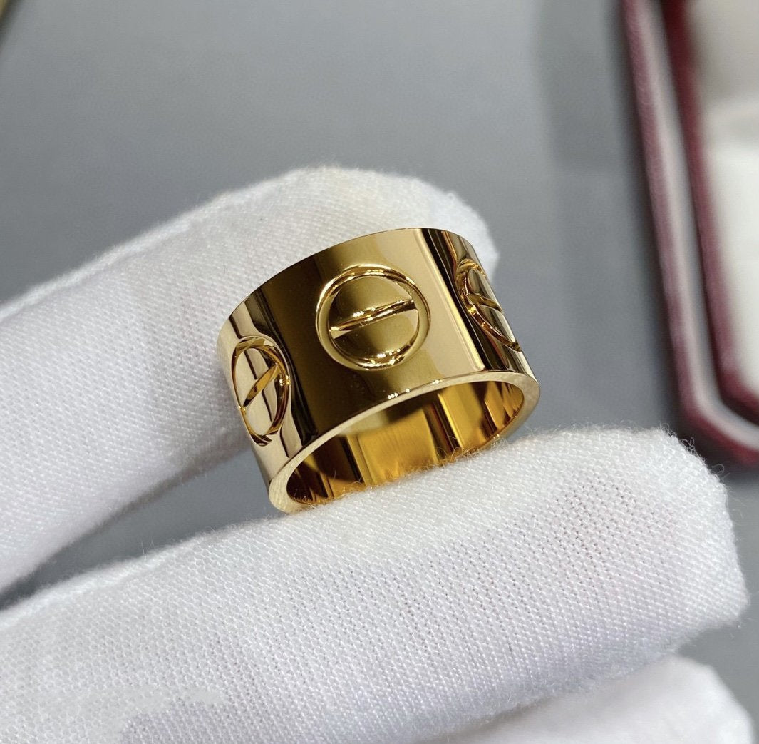 {
"Elowen jewelsry ": "Elowen ジュエリー",
"LOVE 11MM LARGE RING": "LOVE 11mm ラージリング"
}