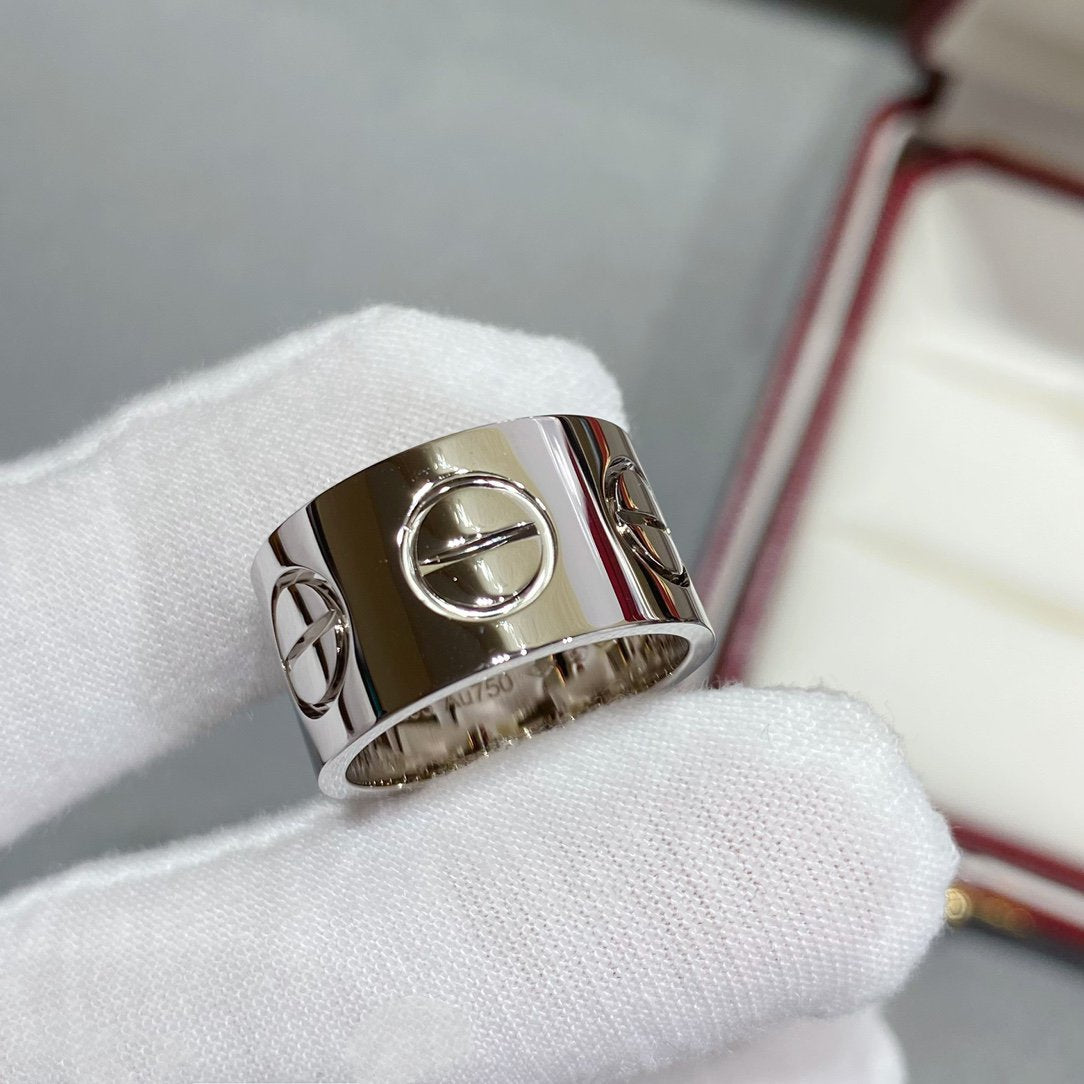 {
"Elowen jewelsry ": "Elowen ジュエリー",
"LOVE 11MM LARGE RING": "LOVE 11mm ラージリング"
}