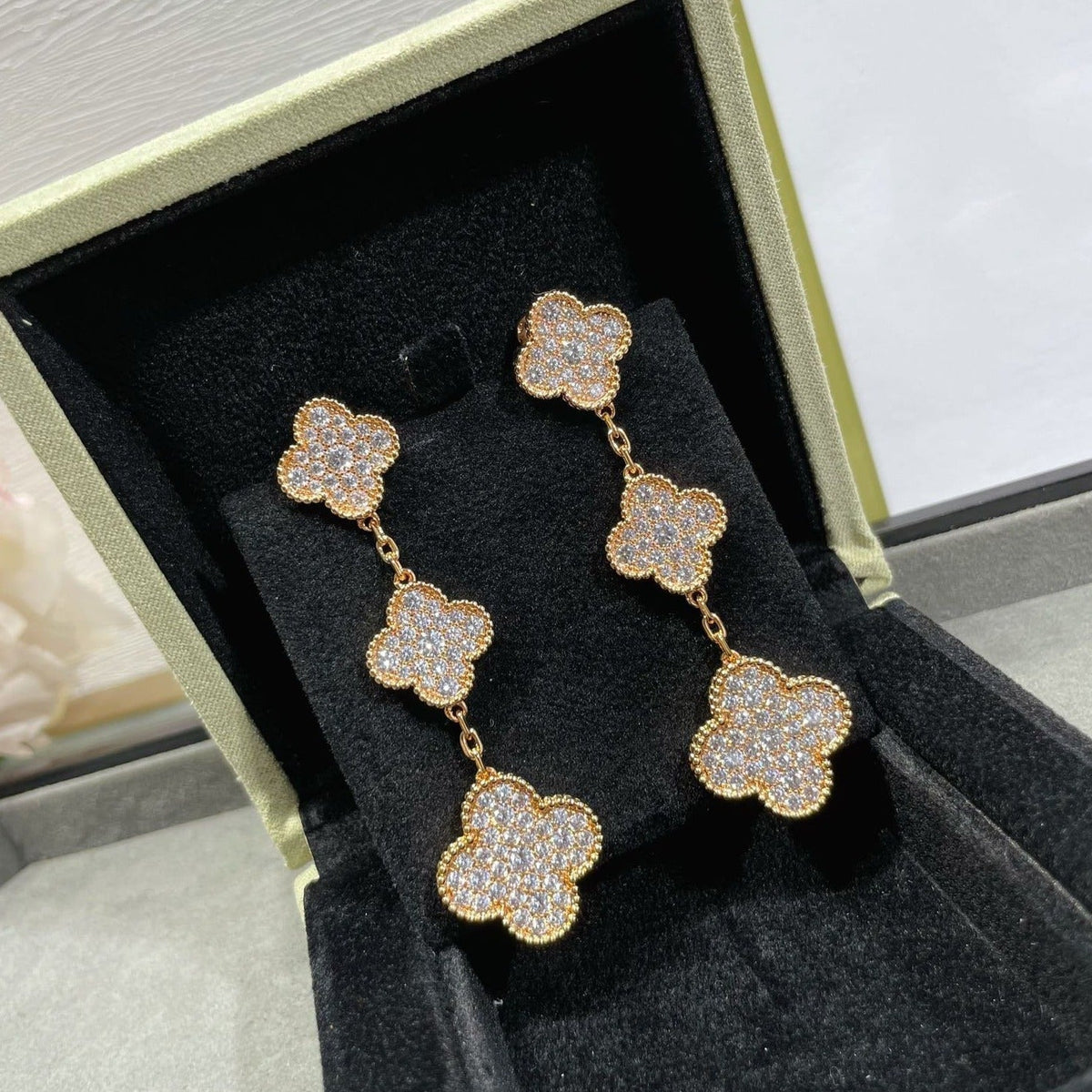 [Elowen jewelsry ]CLOVER 3 MOTIFS DIAMOND PAVED ROSE GOLD EARRINGS