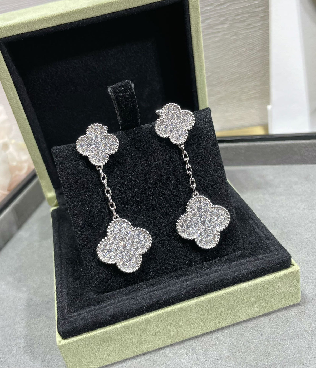 [Elowen jewelsry ]CLOVER 2 MOTIFS DIAMOND PAVED SILVER EARRINGS