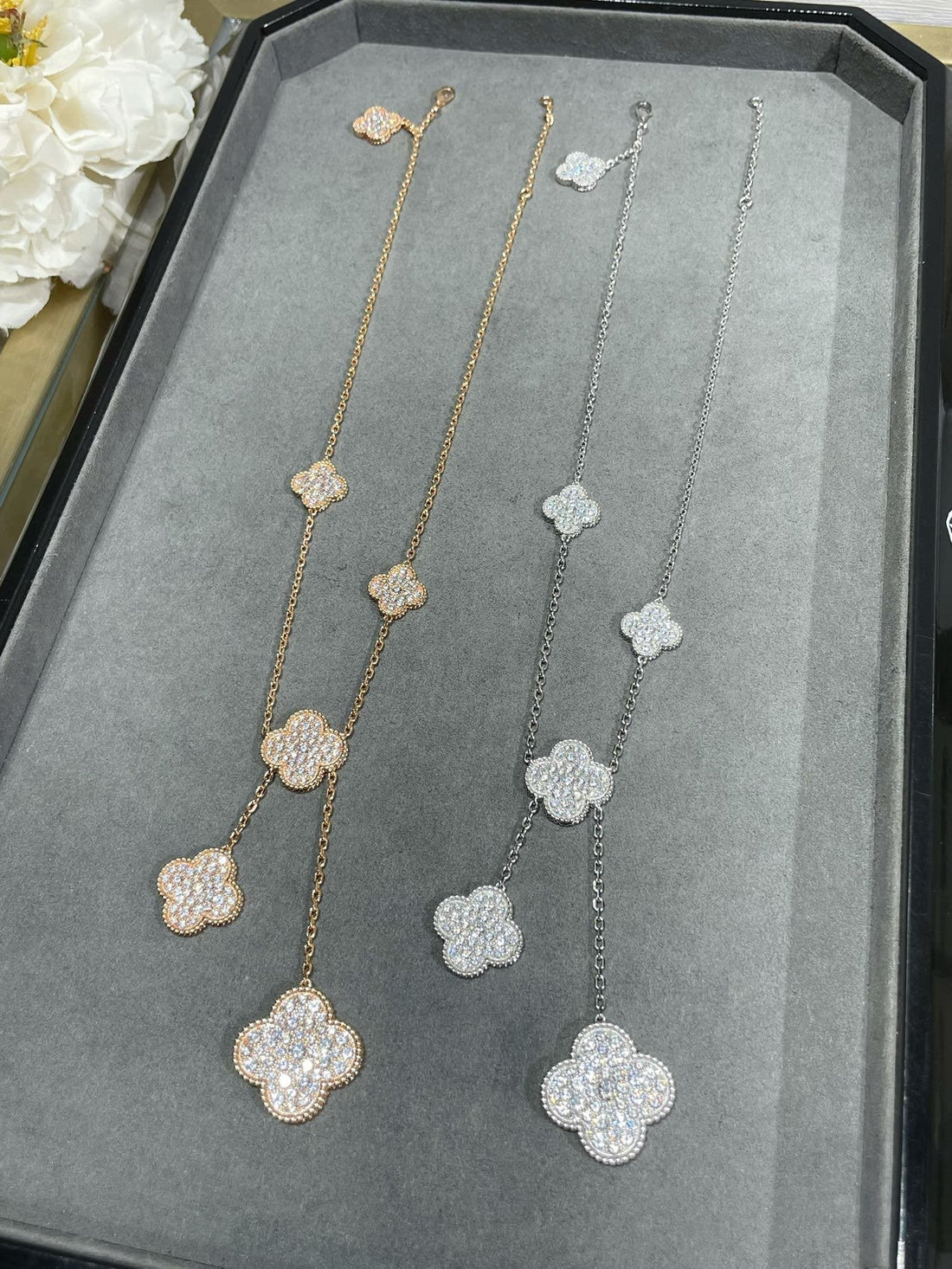 [Elowen jewelsry ]CLOVER 6 MOTIF DIAMOND PAVED NECKLACE
