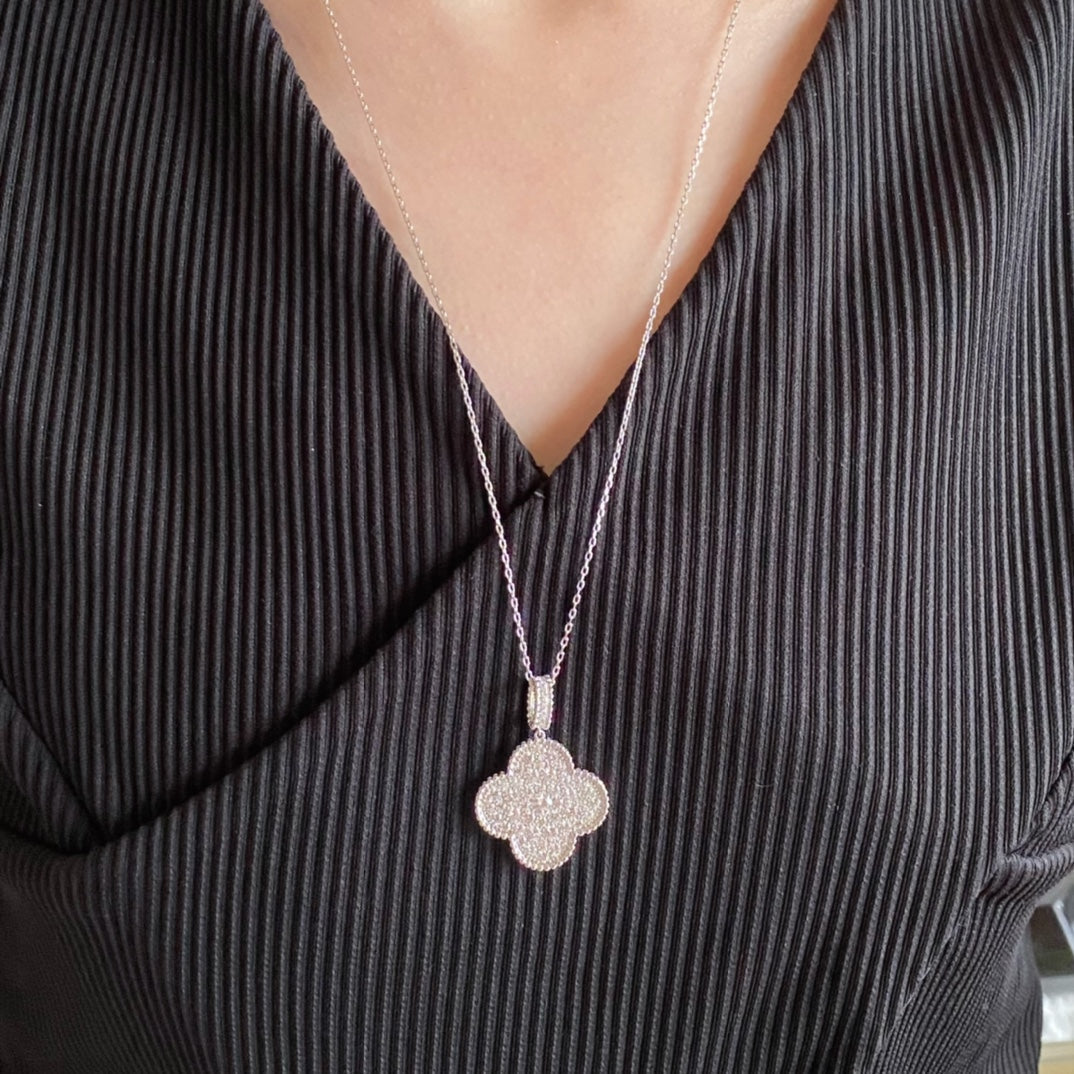 [Elowen jewelsry ]CLOVER 25MM LARGE PEDANT DIAMOND PAVED LONG NECKLACE