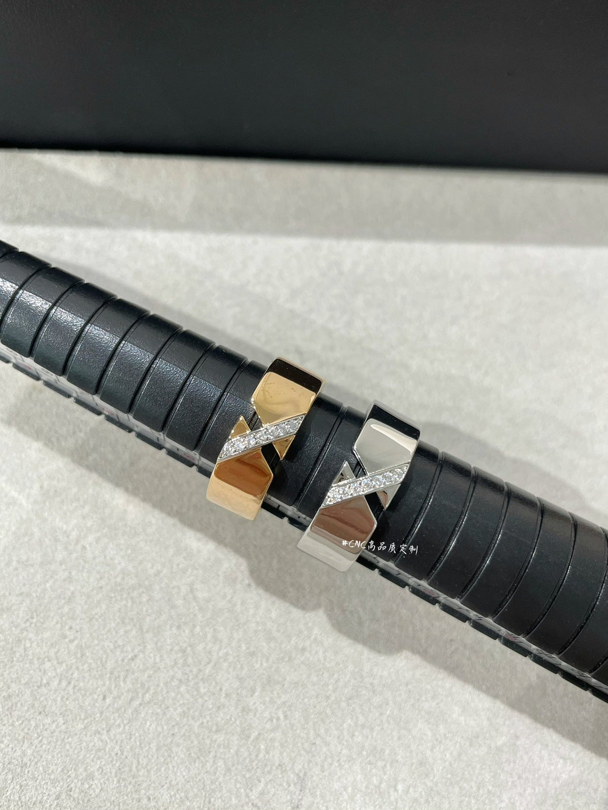{
  "Elowen jewelsry": "Elowen ジュエリー",
  "LIENS EVIDENCE DIAOMOND RING": "リアン エヴィダンス ダイヤモンド リング"
}
