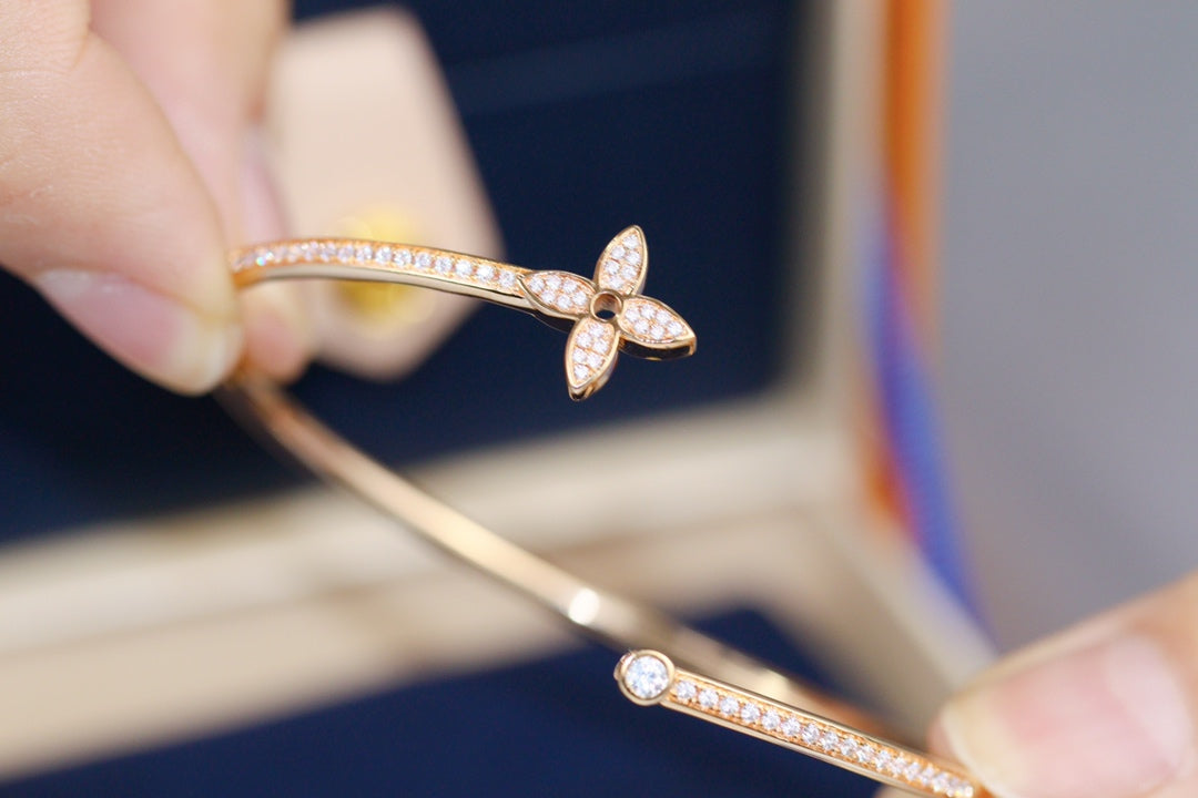 [Elowen jewelsry ]IDYLLE PINK GOLD OPEN BRACELET DIAMOND PAVED