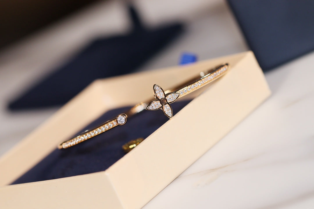 [Elowen jewelsry ]IDYLLE GOLD-ARMBAND MIT DIAMANT-PAVÉ