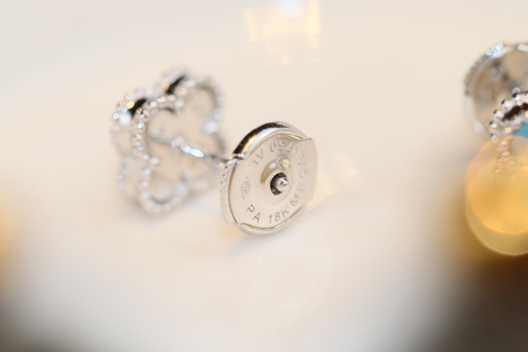 [Elowen jewelsry ]CLOVER MINI TURQUOISE SILVER STUD EARRINGS