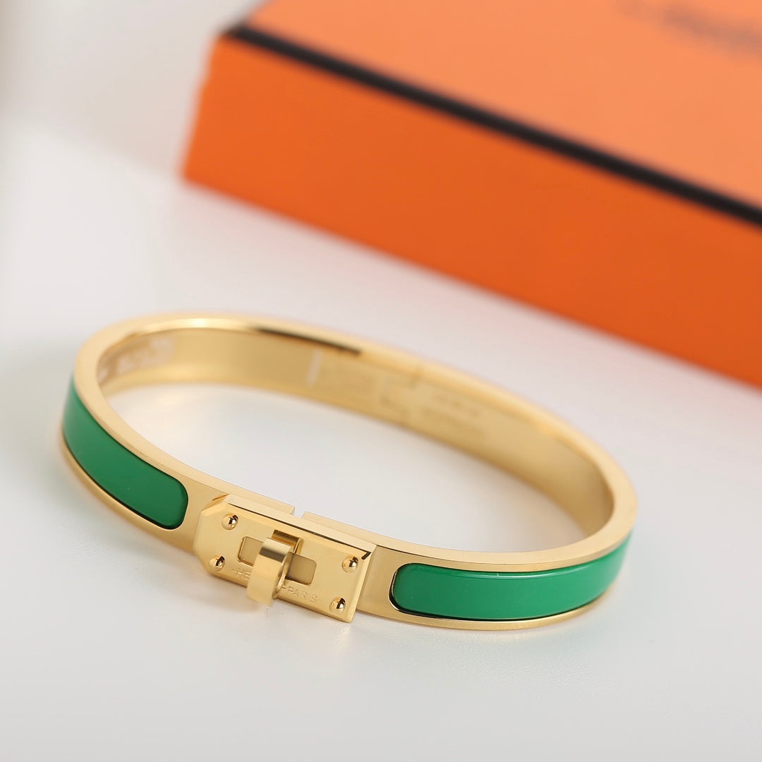 [Elowen jewelsry ]HM KELLY GREEN BRACELET