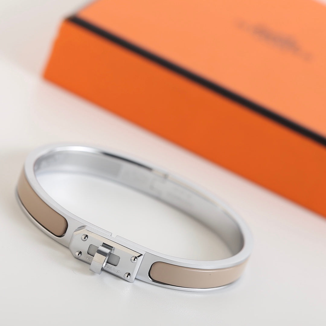 [Elowen jewelsry ]HM KELLY GREY BRACELET