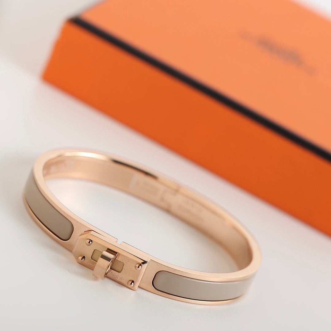 [Elowen jewelsry ]HM KELLY GREY BRACELET