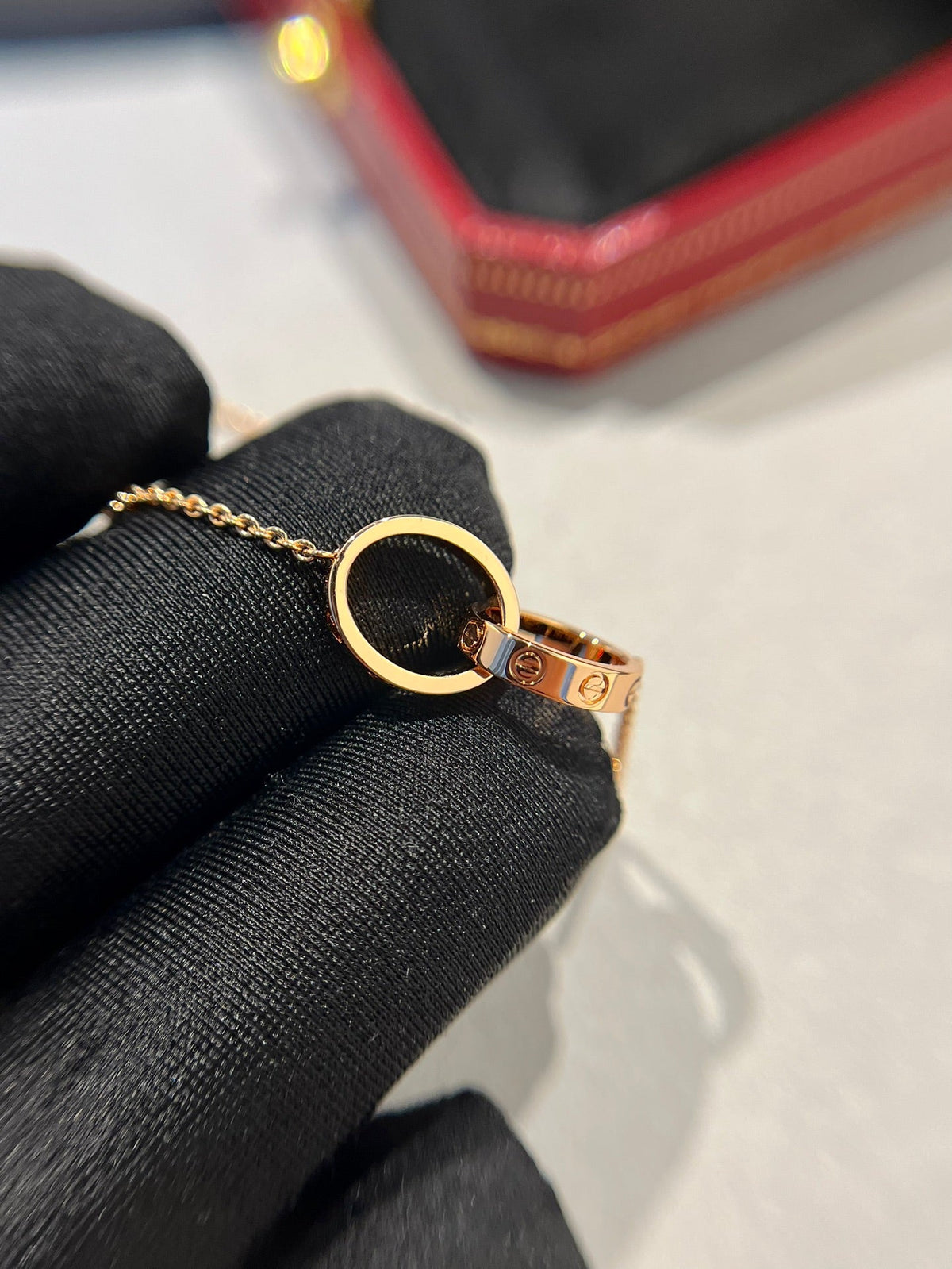 {
  "Elowen jewelsry": "Elowen ジュエリー",
  "LOVE NECKLACE DOUBLE RING PINK GOLD": "LOVEネックレス ダブルリング ピンクゴールド"
}