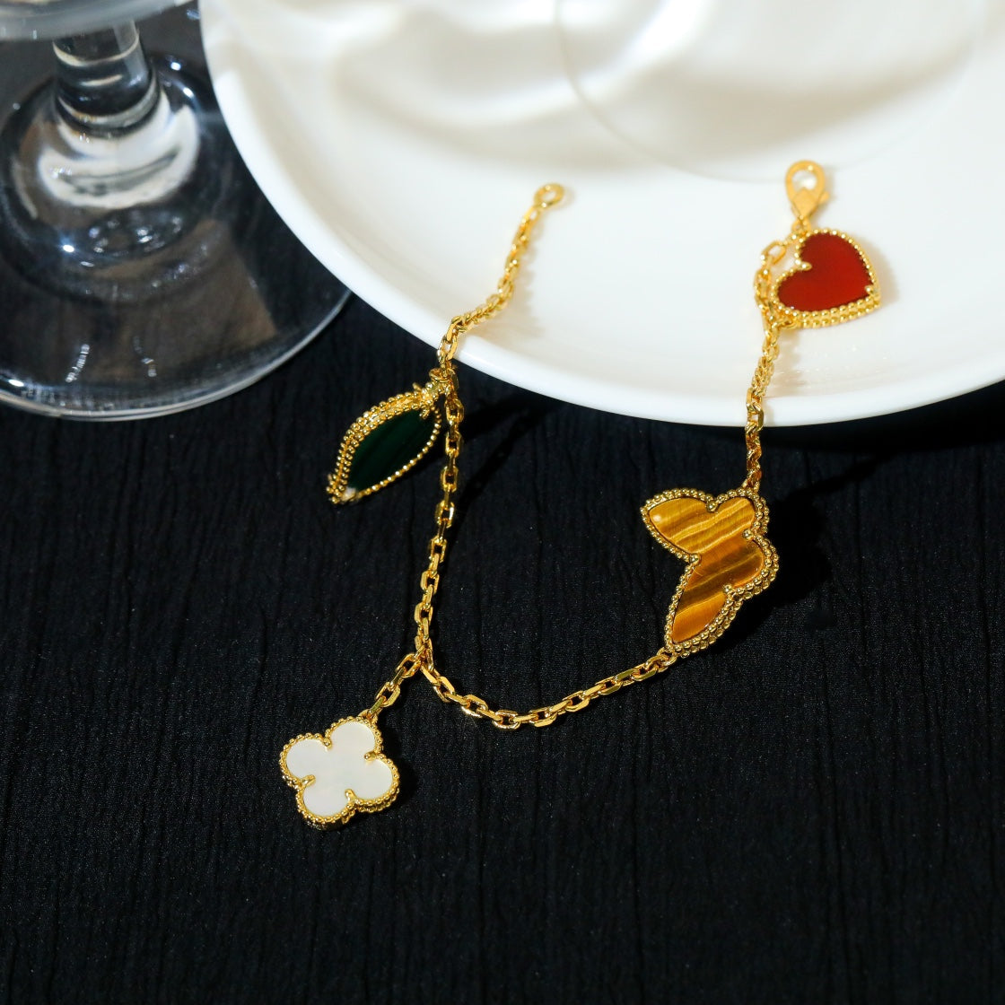 [Elowen jewelsry ]LUCKY SPRING 5 MOTIF GOLD BRACELET
