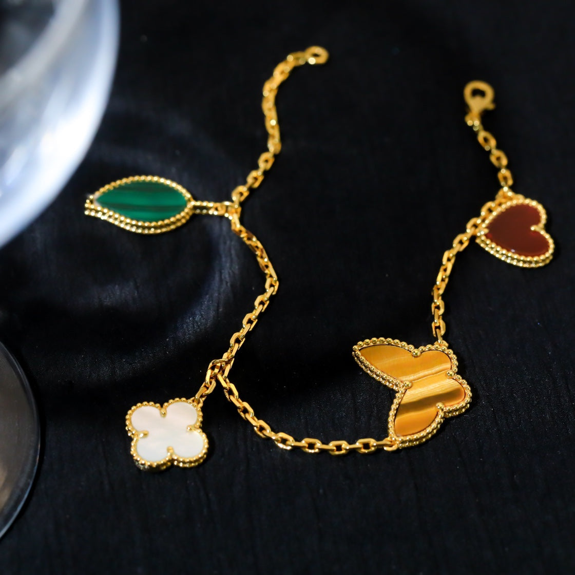 [Elowen jewelsry ]LUCKY SPRING 5 MOTIF GOLD BRACELET