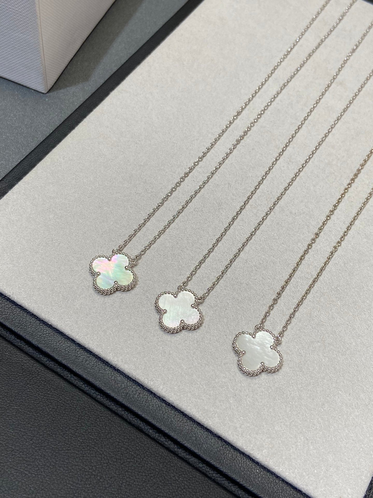 [Elowen jewelsry ]クローバー ミディアム シルバー ホワイトMOP ネックレス