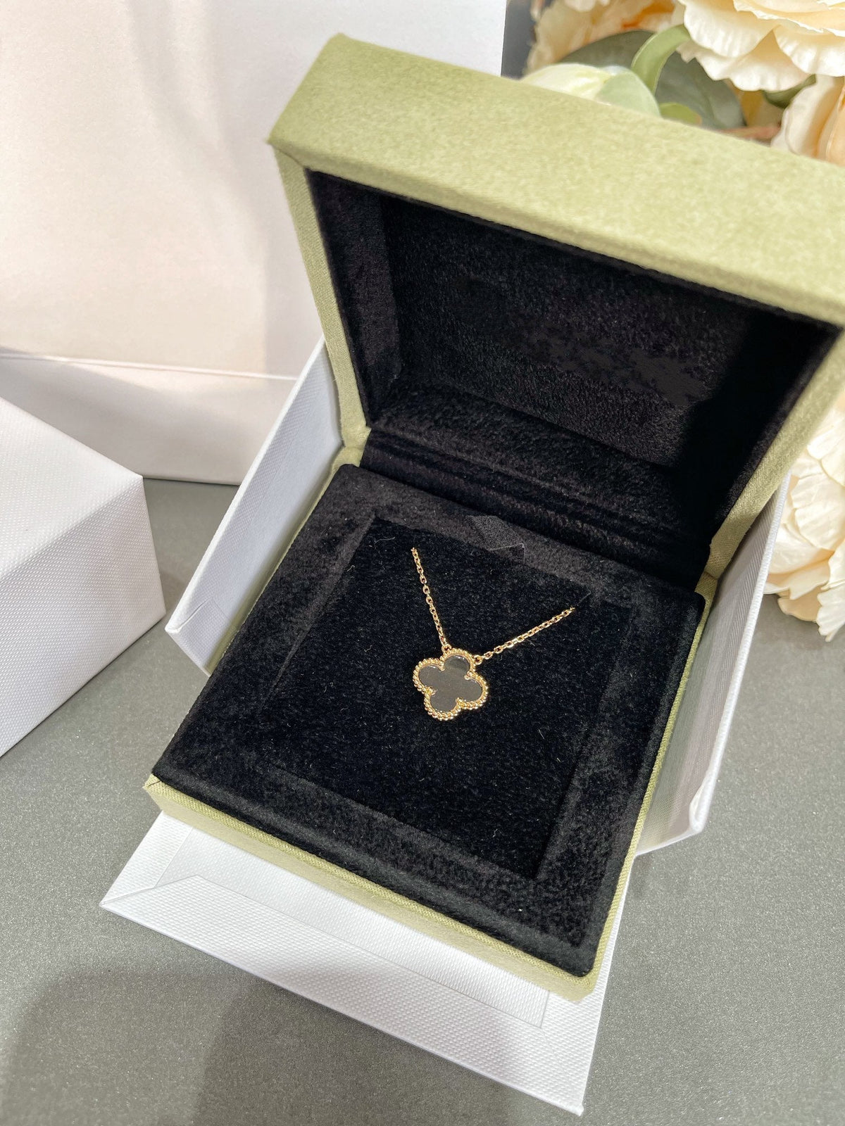 [Elowen Schmuck] KLEE-QUARZ-ROSÉGOLD-HALSKETTE