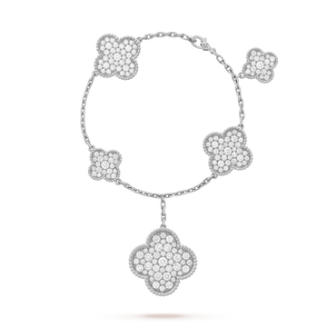 {
  "Elowen jewelsry": "Elowen ジュエリー",
  "CLOVER 6 MOTIFS SILVER DIAMOND BRACELET": "クローバー 6モチーフ シルバー ダイヤモンド ブレスレット"
}