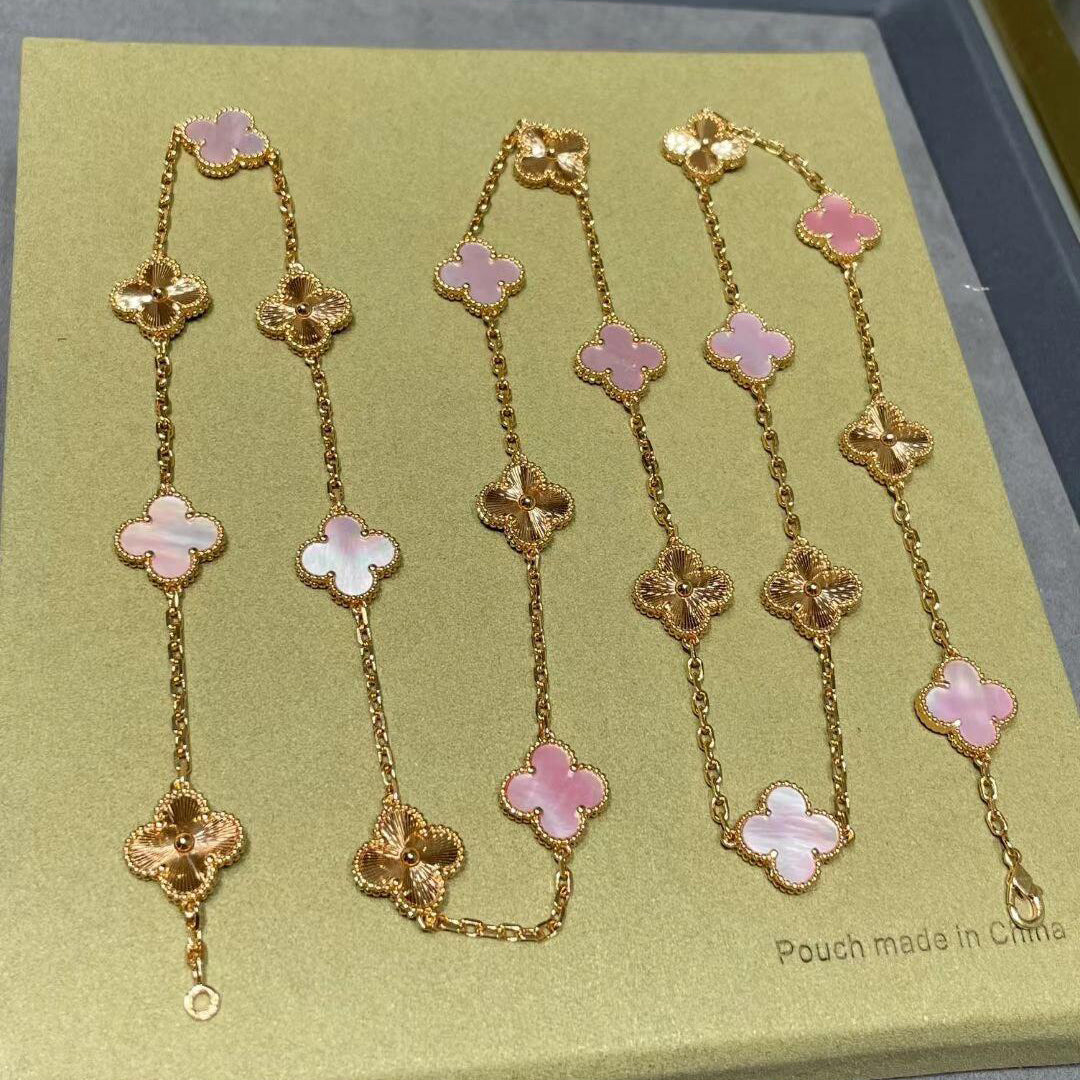 [Elowen jewelsry ]CLOVER 20 MOTIFS LASER PINK MOP NECKLACE