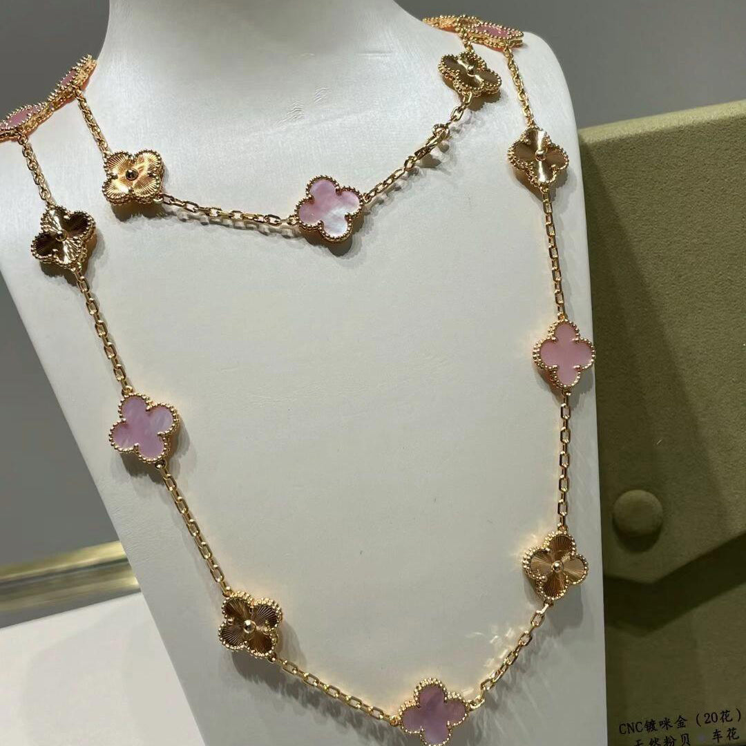 [Elowen Schmuck] CLOVER 20 MOTIVE LASER PINK PERLMUTT-HALSKETTE