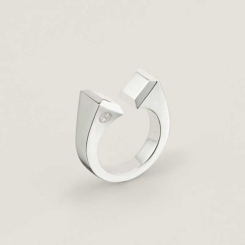 [Elowen jewelsry]THE CONE RIVET RING IS OPEN AND ONE SIZE FITS ALL