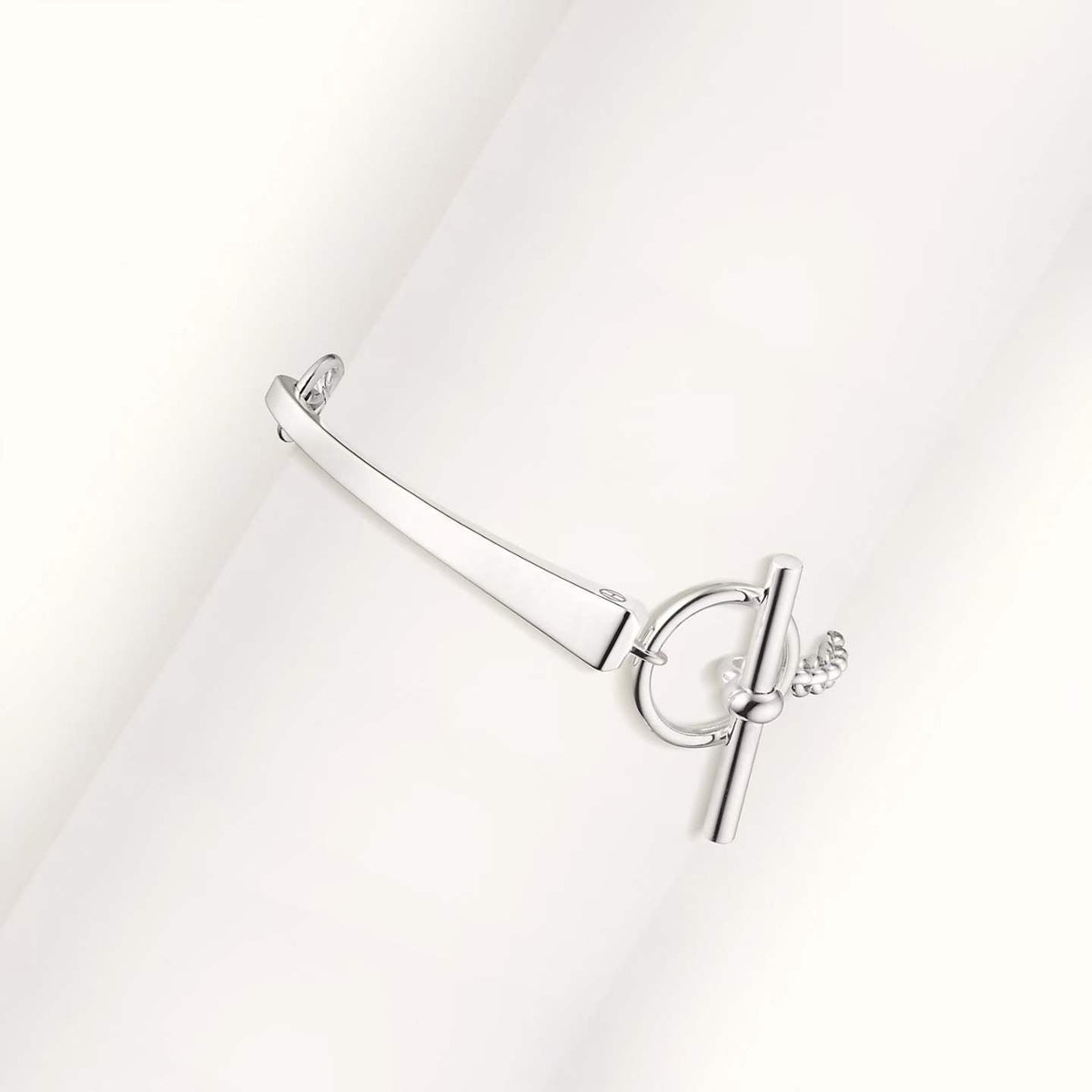 [Elowen jewelsry]スクエアコーンスタッド付きCLOU DE FORGE ブレスレット