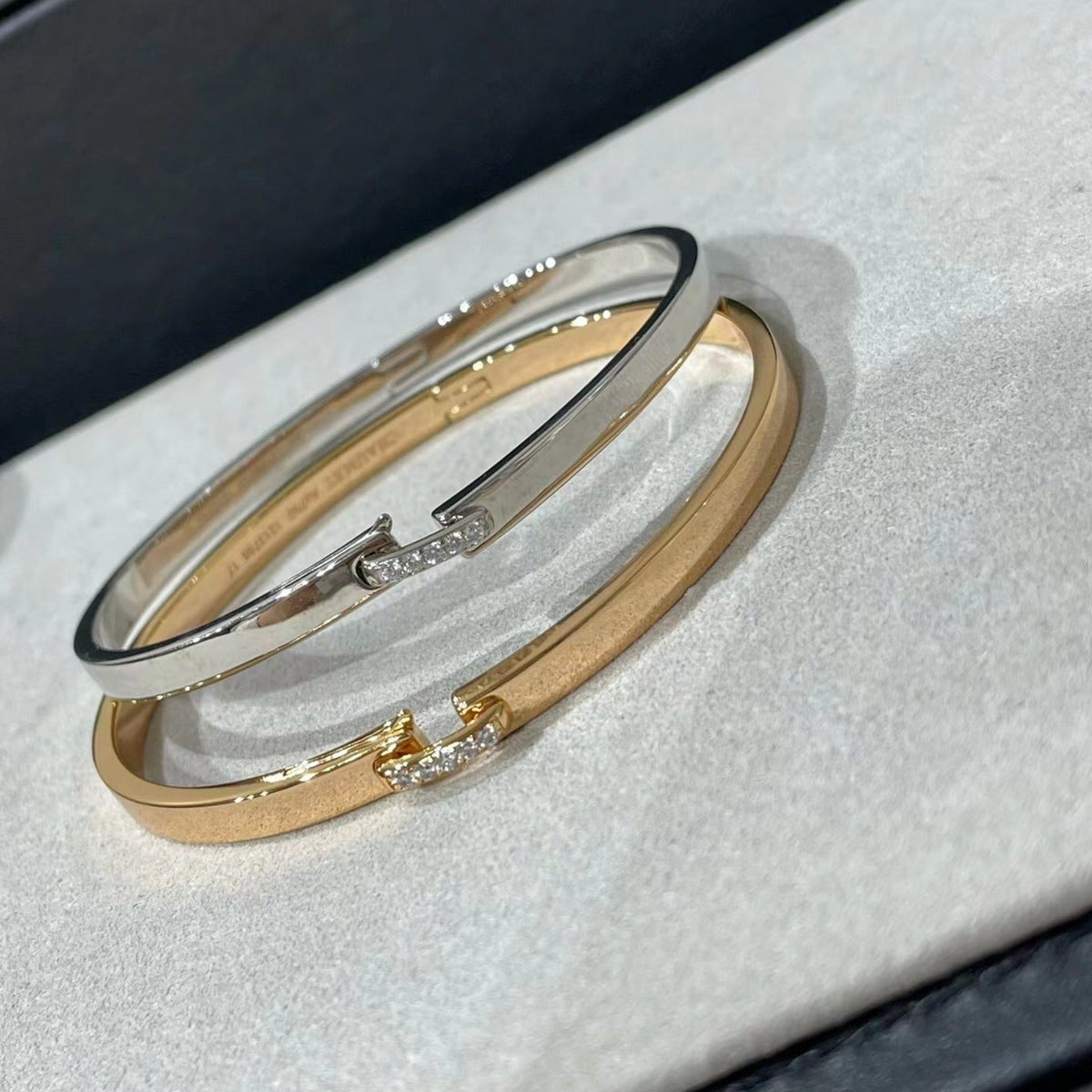 {
  "Elowen jewelsry": "Elowen ジュエリー",
  "LIENS EVIDENCE DIAMOND BRACELET": "リアン エヴィダンス ダイヤモンドブレスレット"
}