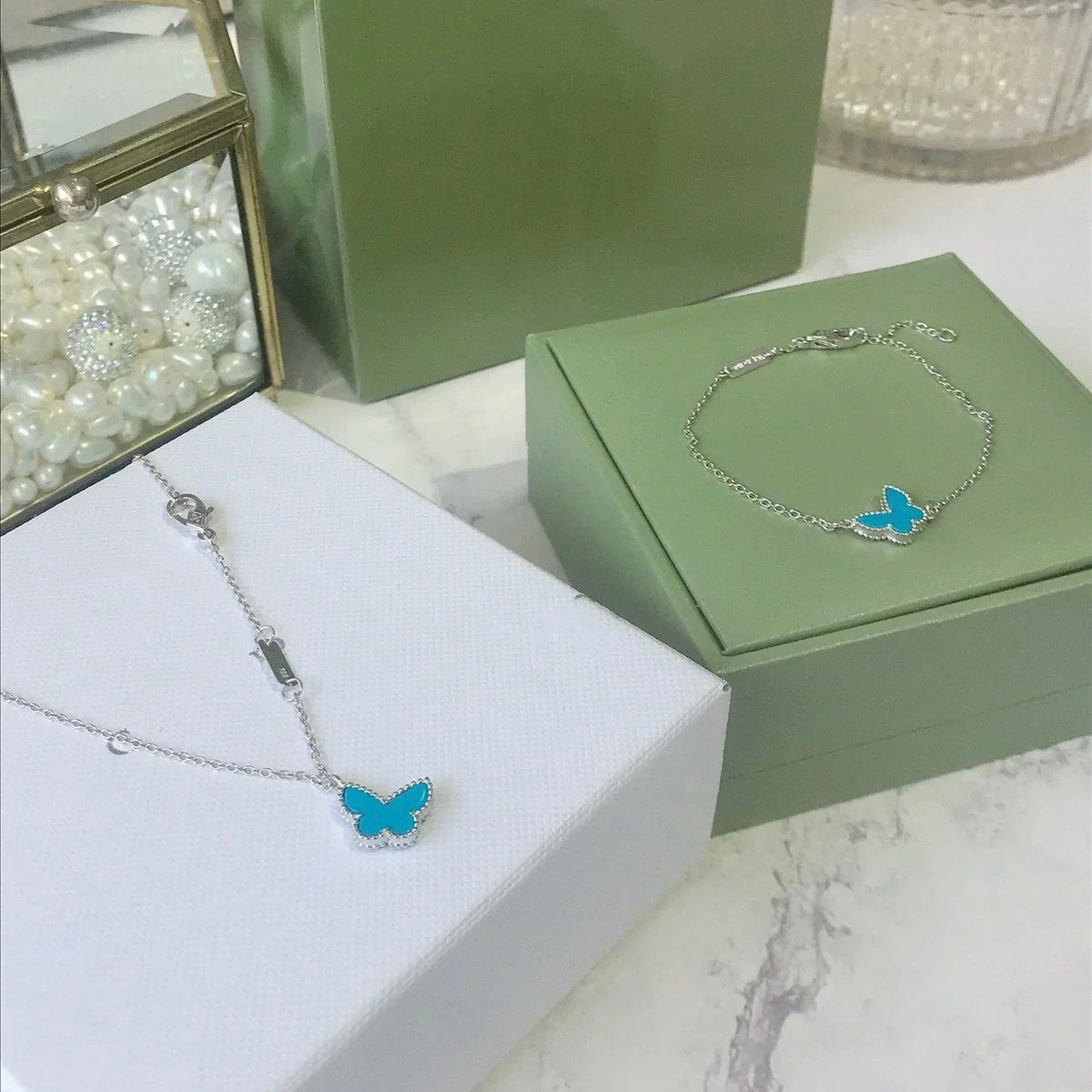 [Elowen jewelsry ]BUTTERFLY TURQUOISE BUTTERFLY BRACELET SILVER
