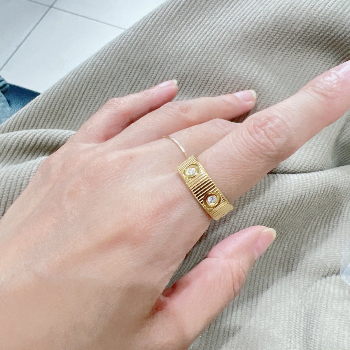 [Elowen Schmuck]LOVE 6,5 MM UNLIMITED 6 DIAMANTEN-RING