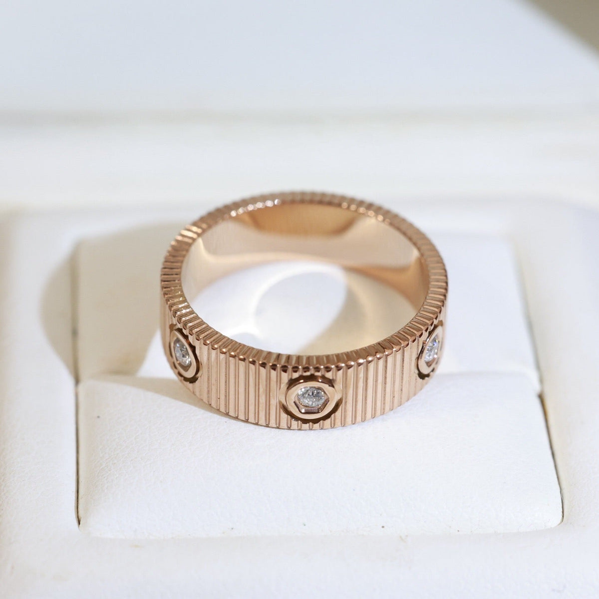 [Elowen Schmuck]LOVE 6,5 MM UNLIMITED 6 DIAMANTEN-RING