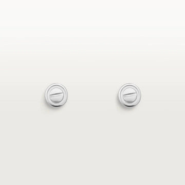 {
  "Elowen jewelsry": "Elowen ジュエリー",
  "LOVE EARRINGS SILVER 10MM": "LOVE ピアス シルバー 10mm"
}