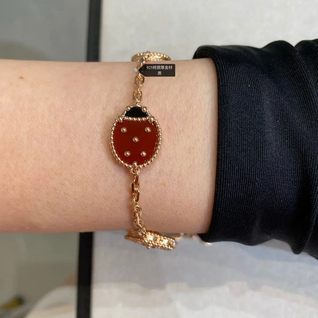 [Elowen Schmuck] LUCKY SPRING ARMBAND MIT 5 MOTIVEN
